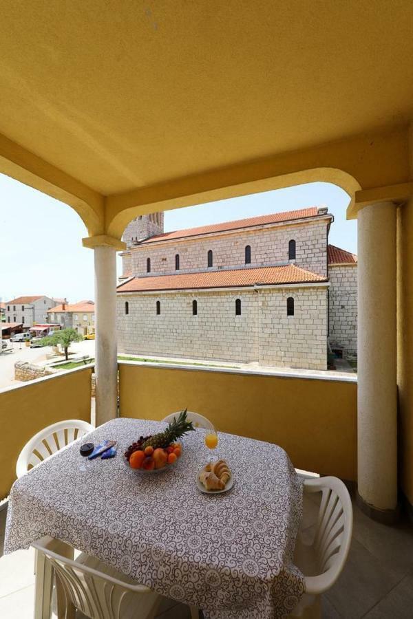 Apartman Bluemarin Apartment Pakoštane Екстериор снимка