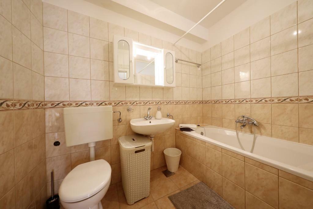 Apartman Bluemarin Apartment Pakoštane Екстериор снимка
